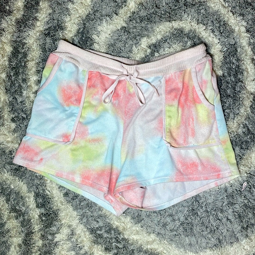 Tye dye shorts small